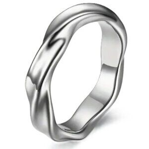 4 mm - Titanium Infinity Mobius Twist Ring - Versatile Fashion Band - Unisex